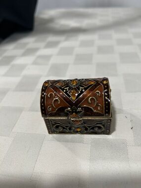 Brown Ornate Mini Jewelry Trinket Box